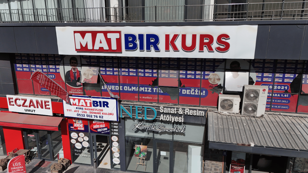 Kurumumuzdan Kareler